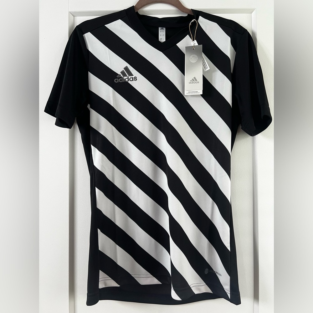 Adidas Soccer Jersey / DryFit Exercise Shirt Black & White NEW - Picture 1 of 6